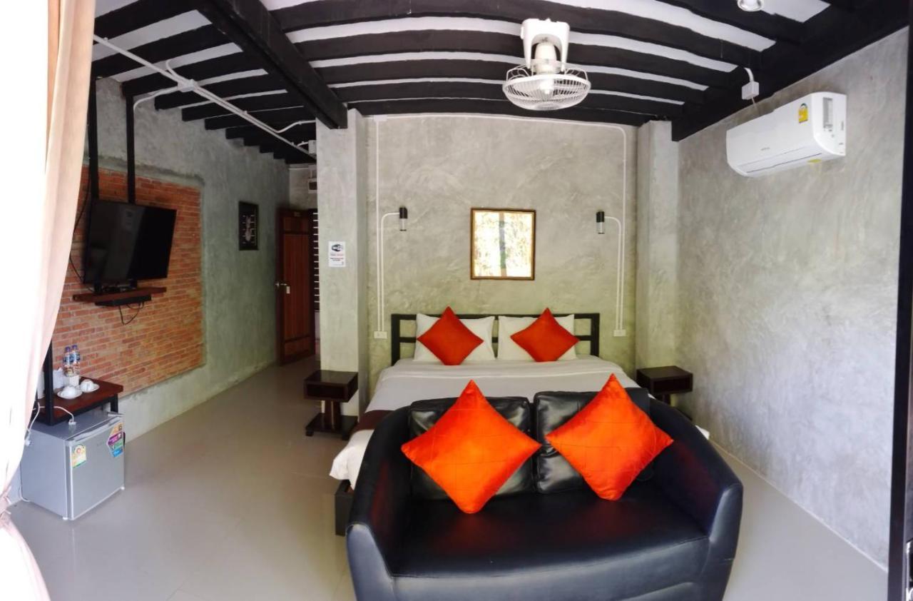 White Jail At Koh Tao Hostel ภายนอก รูปภาพ