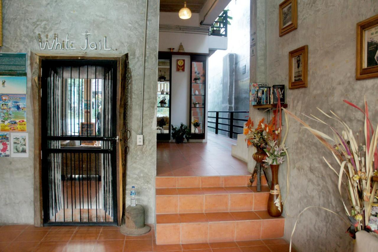 White Jail At Koh Tao Hostel ภายนอก รูปภาพ