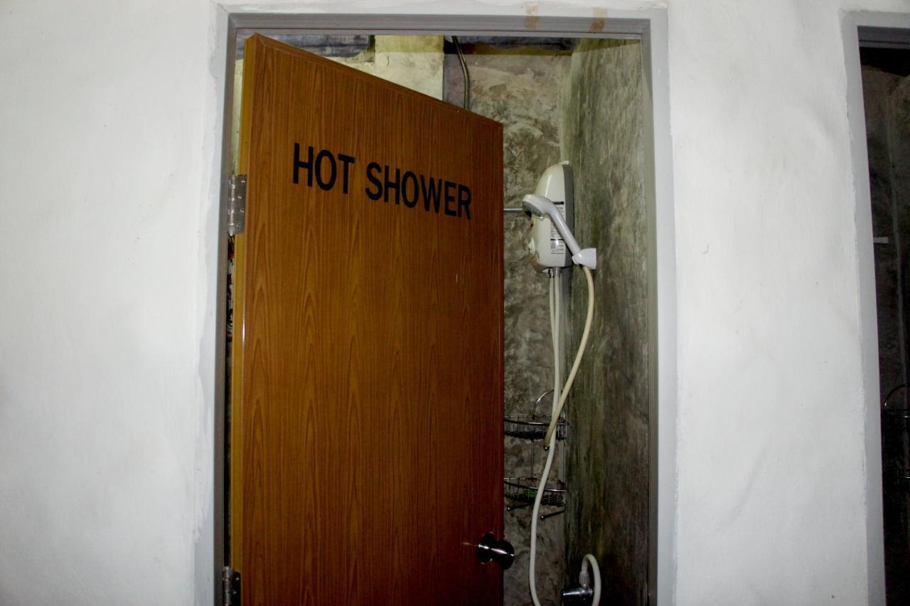 White Jail At Koh Tao Hostel ภายนอก รูปภาพ